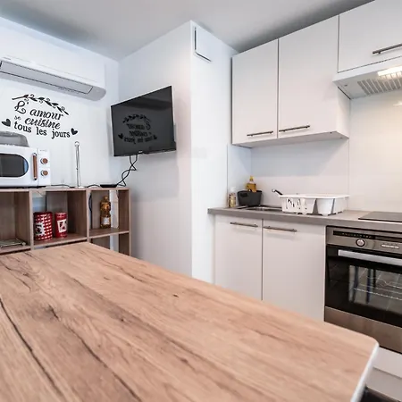 Maison Galine - Piscine & Aire De Jeux - *